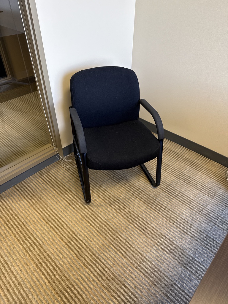 GUEST CHAIR
