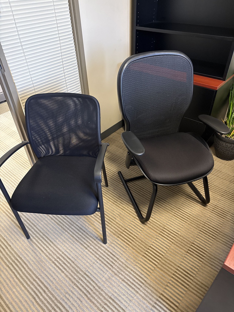 GUEST CHAIR