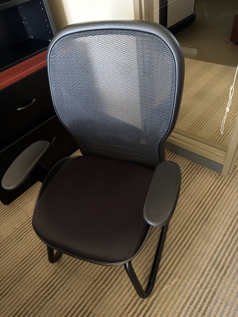 GUEST CHAIR