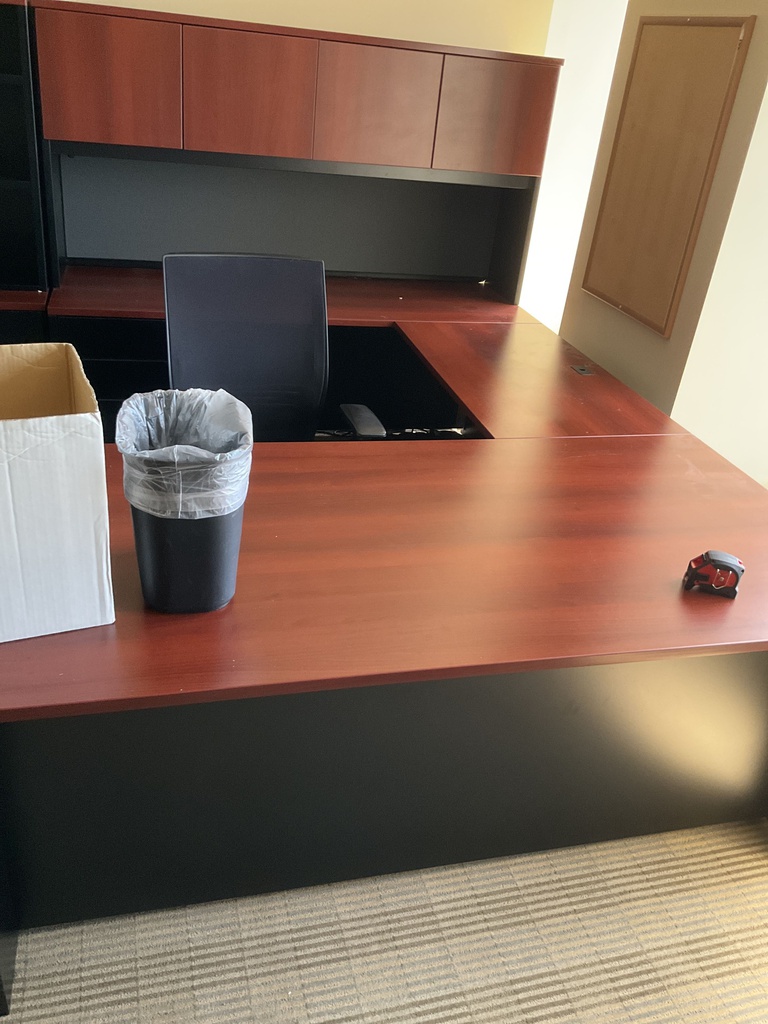72x102x66 WORK STATION
