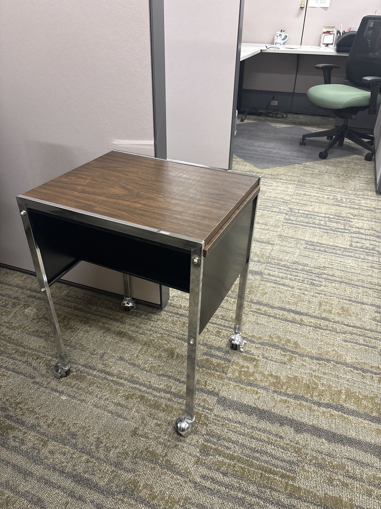 20x17x25 SMALL BROWN WOODEN DESK