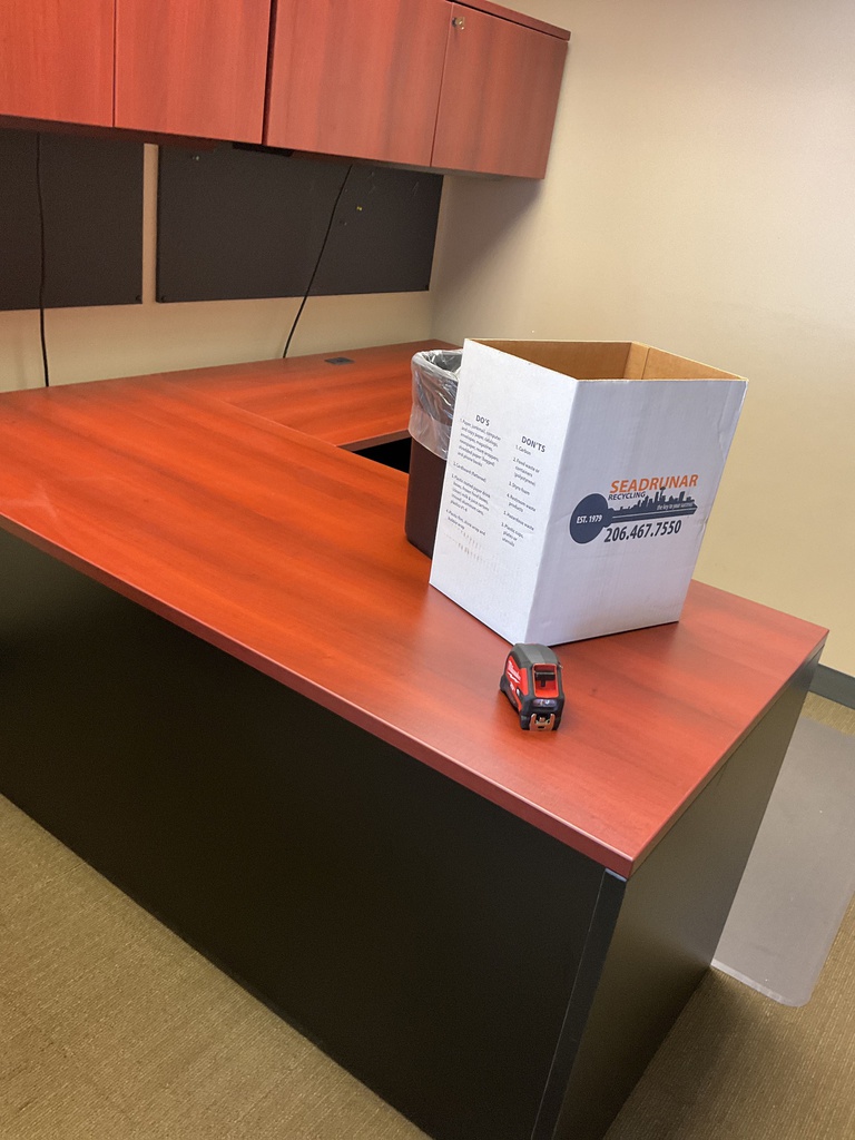 78x66x30 L SHAPED DESK