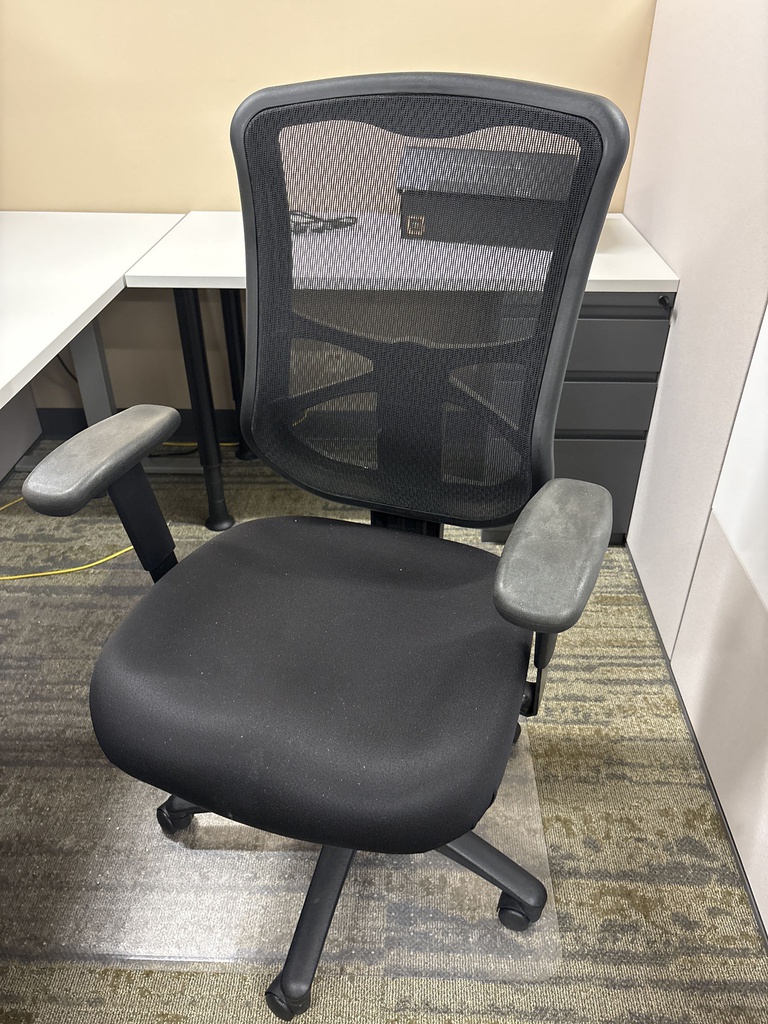 DESK CHAIR