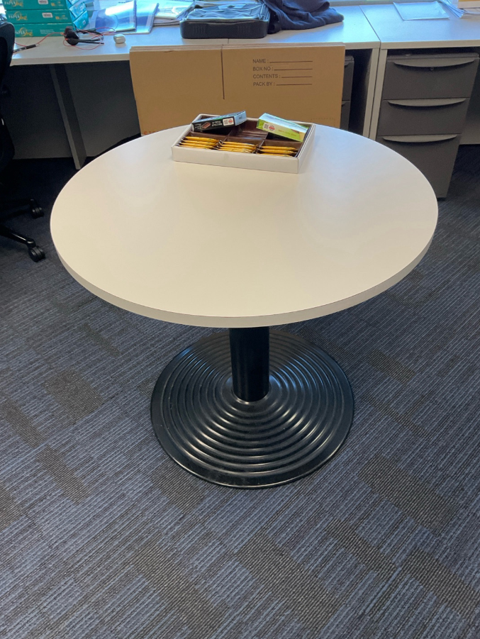 Round Table
