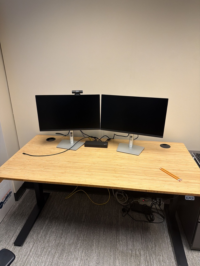 60x30 HAT DESK