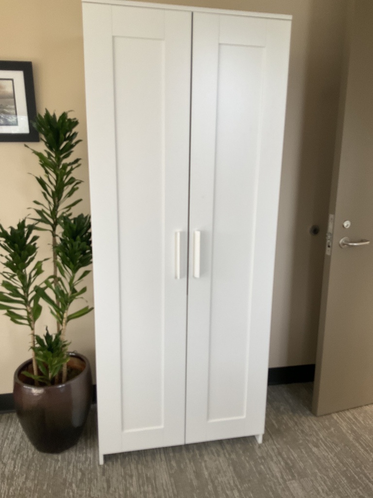 WHITE WARDROBE