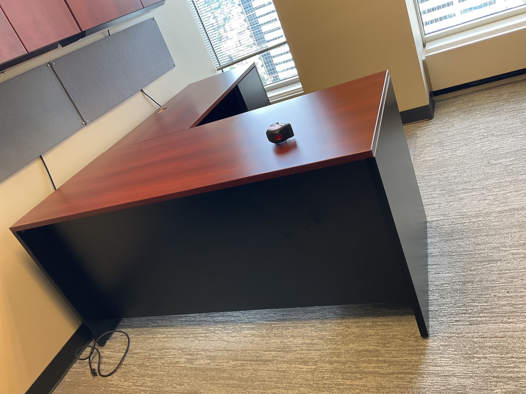78x66x29 L SHAPED DESK