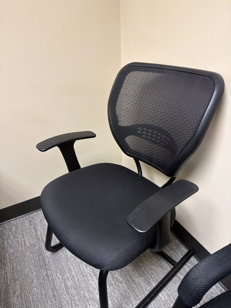 GUEST CHAIR