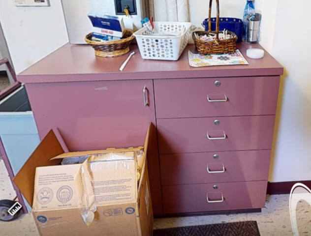 Large cabinet pink