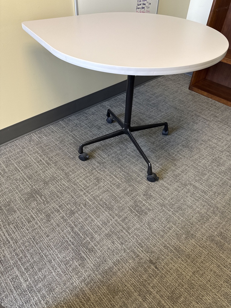 42X31 SIDE TABLE
