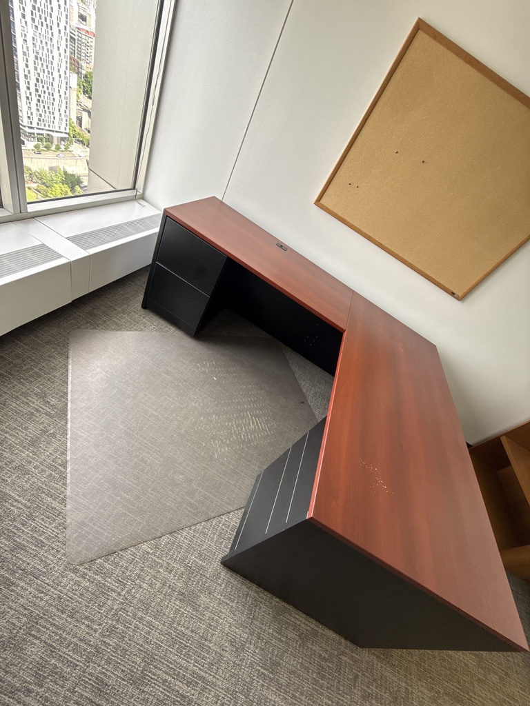 78X66X30 L-SHAPED DESK