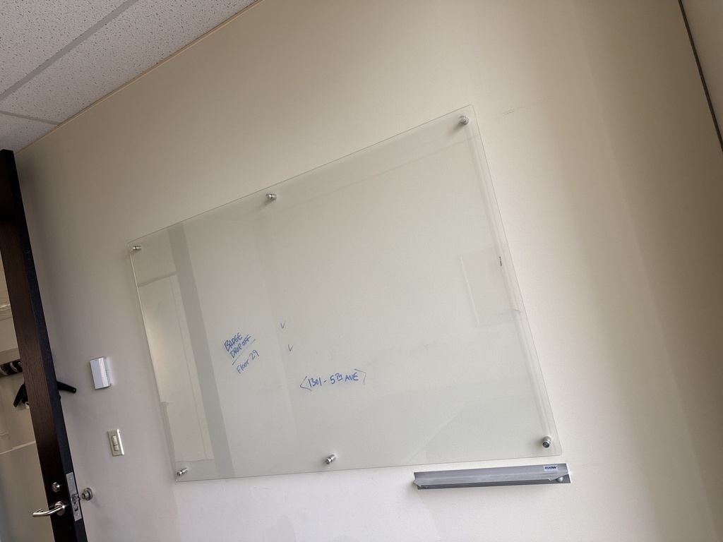 59X39 CLEAR BOARD