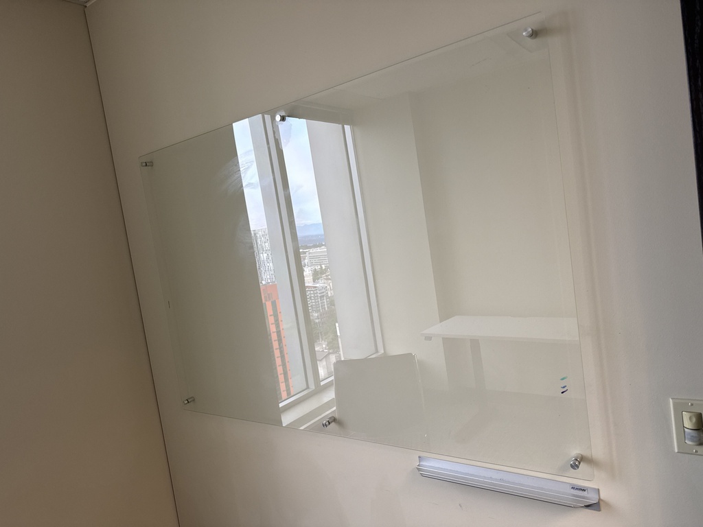 59X39 CLEAR BOARD