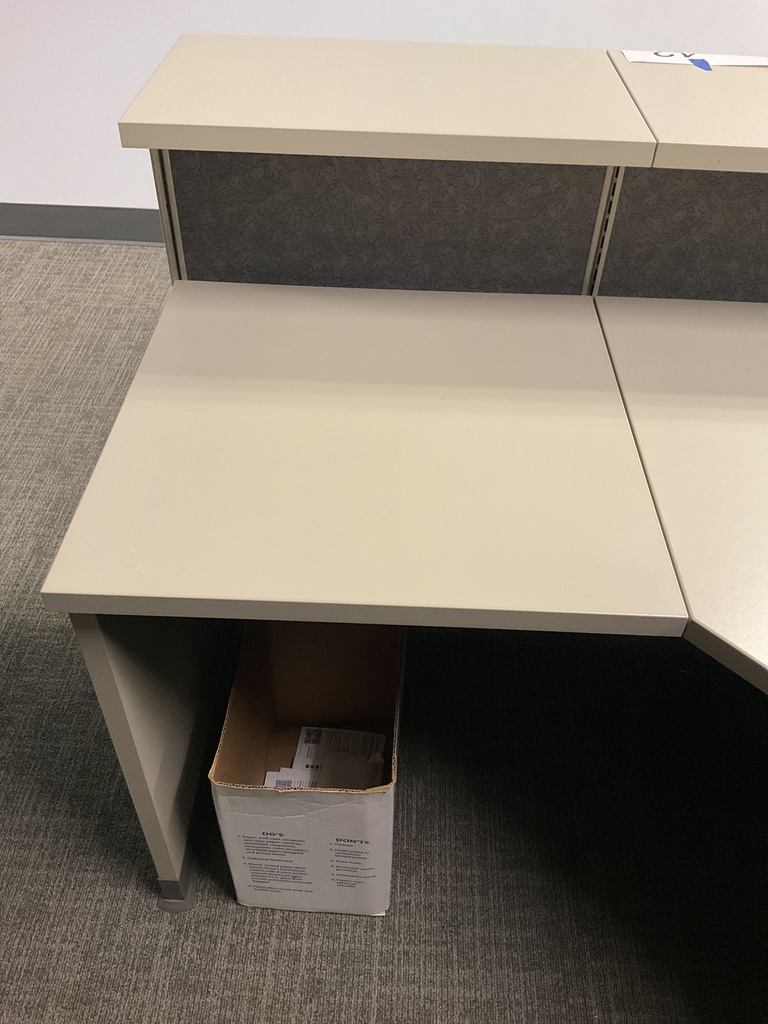 24X24X30 SQUARE WORKSURFACES