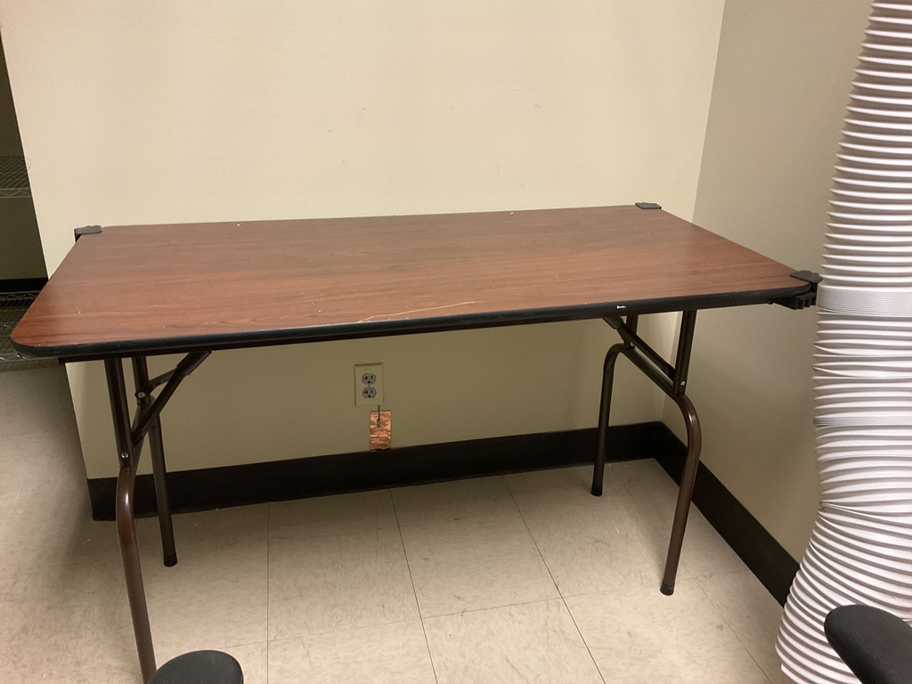 48X24X29 FOLDING TABLE