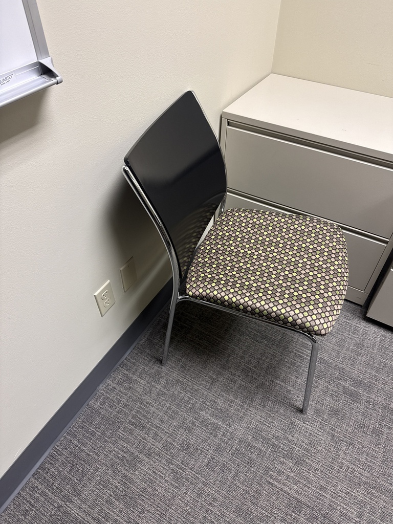 GUEST CHAIR