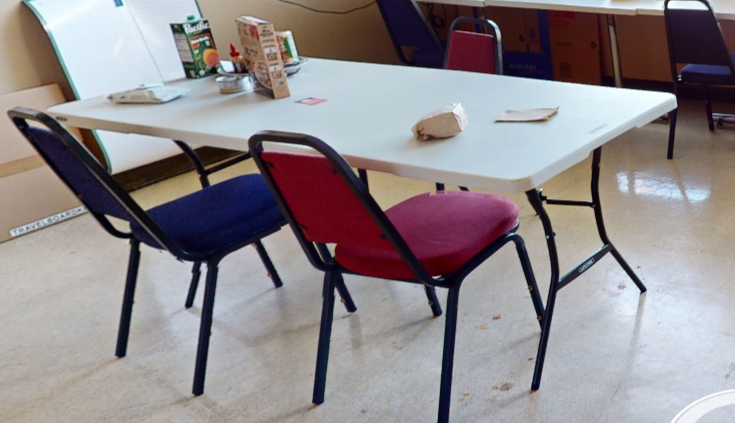 Folding table