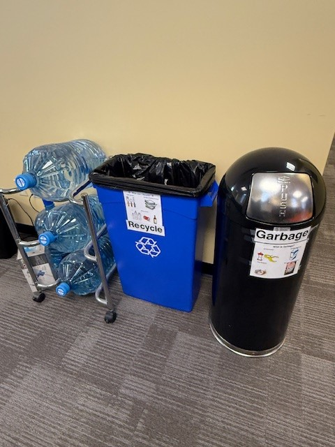 Round Top Metal Garbage Cans