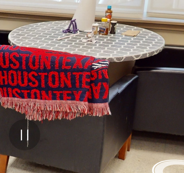 Round meeting table