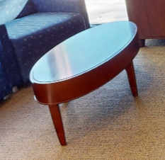 Oval coffee table