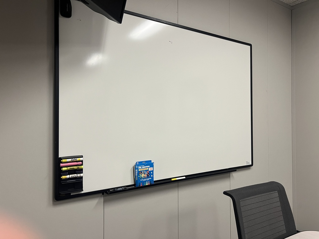 4'x6' whiteboard black border