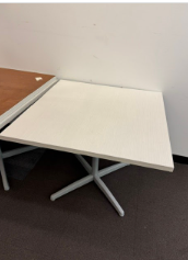 ADJUSTABLE HEIGHT TABLE