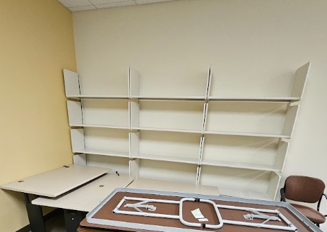 Shelving (metal)