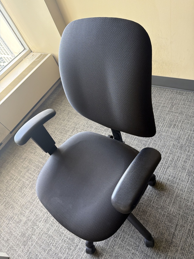 DESK CHAIR