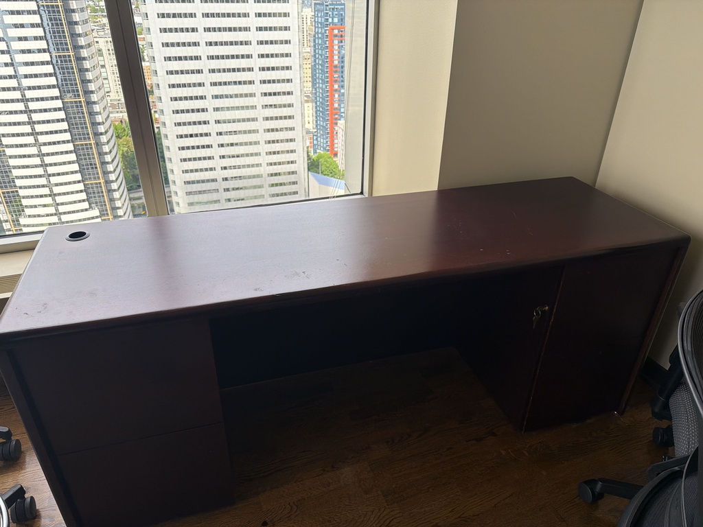 72x22x29 CREDENZA DESK