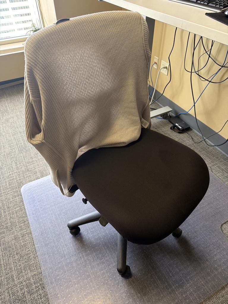 DESK CHAIR