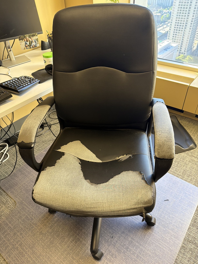 DESK CHAIR