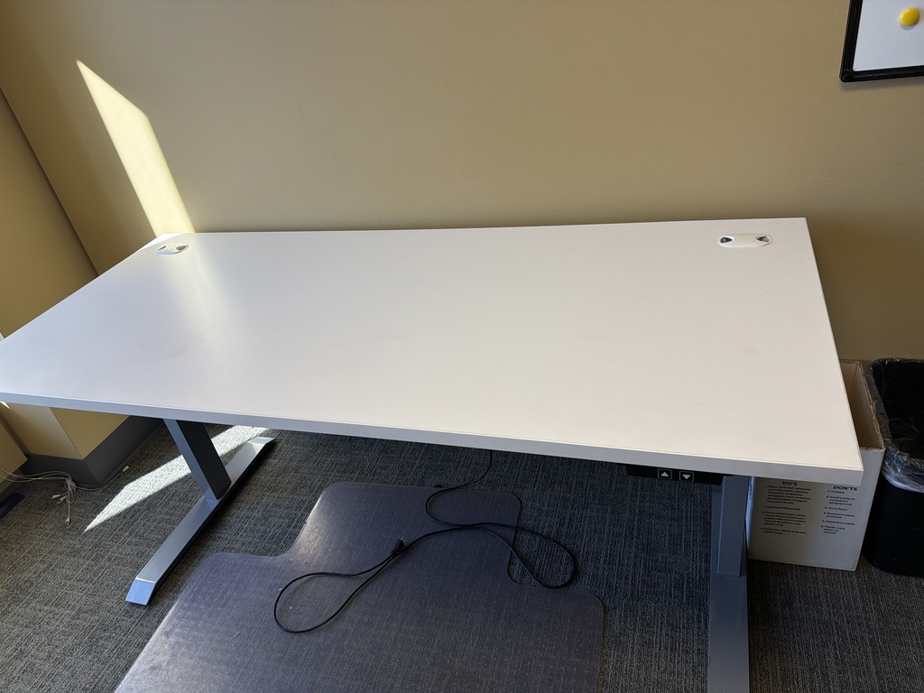 69x30 HAT TABLE