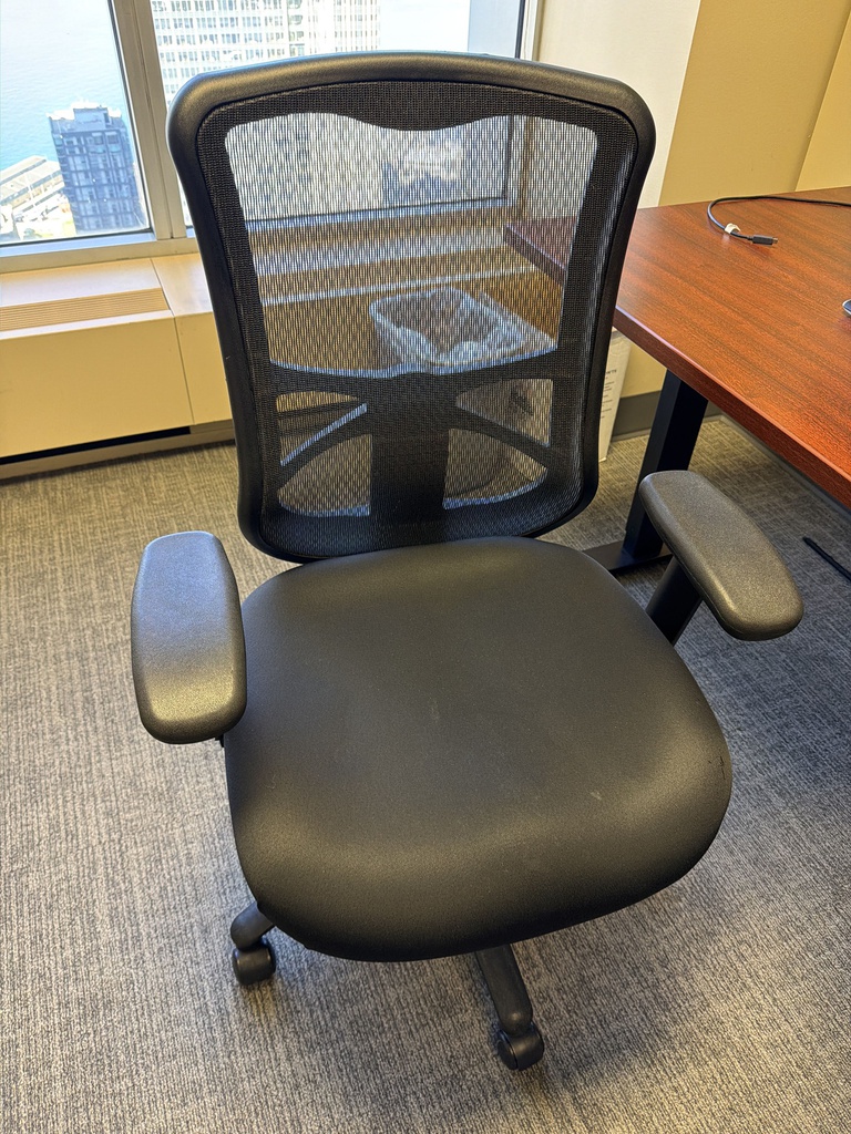 DESK CHAIR