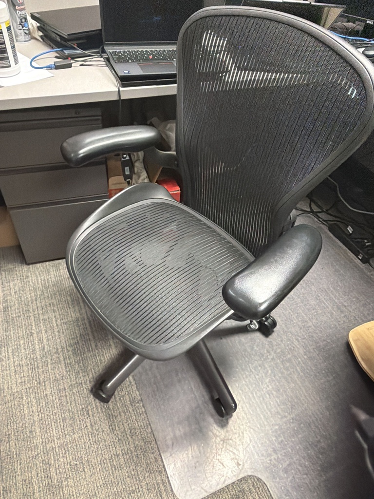 DESK CHAIR