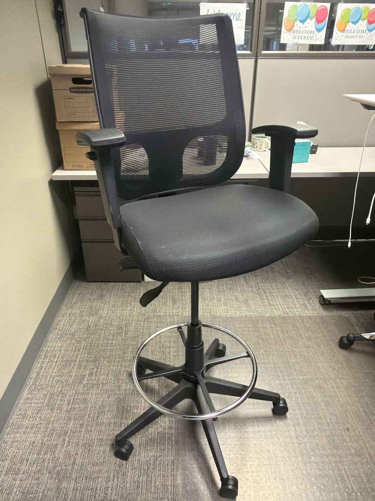 TALL CHAIR
