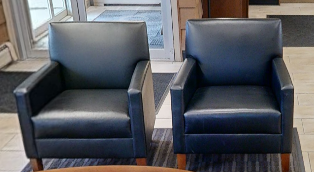 Black lounge chair