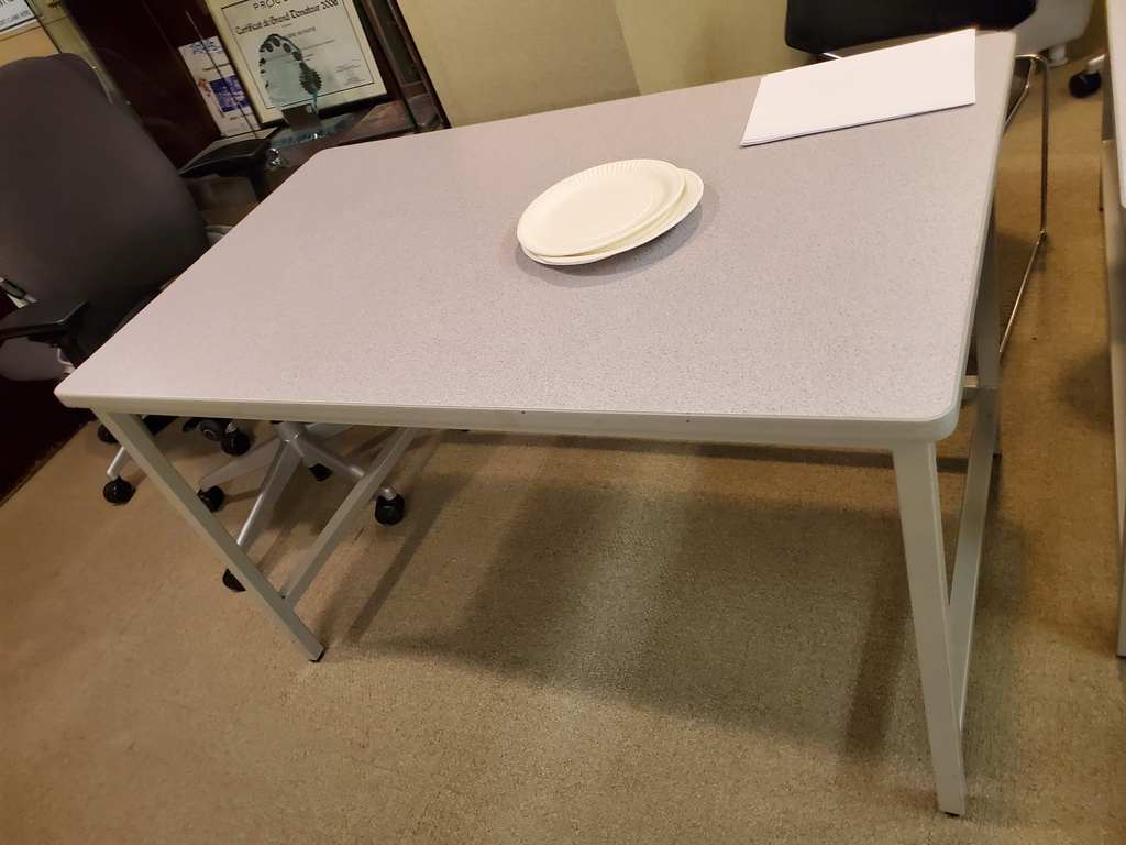 Free standing tables 4' to 5' feet