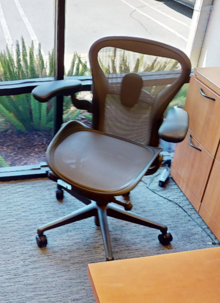 Task chair