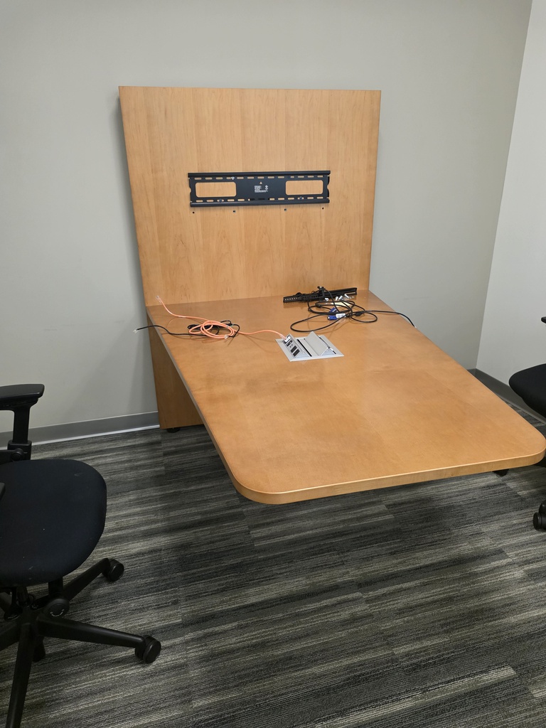 Huddle Room Table
