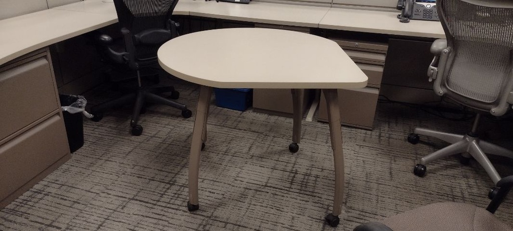 Teardrop Table on Wheels, 42x36"