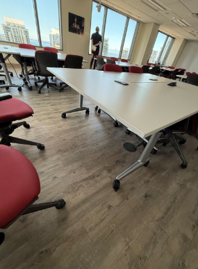 TRAINING ROOM TABLES (WHITE TOP W/ CHROME LEGS ON CASTERS)