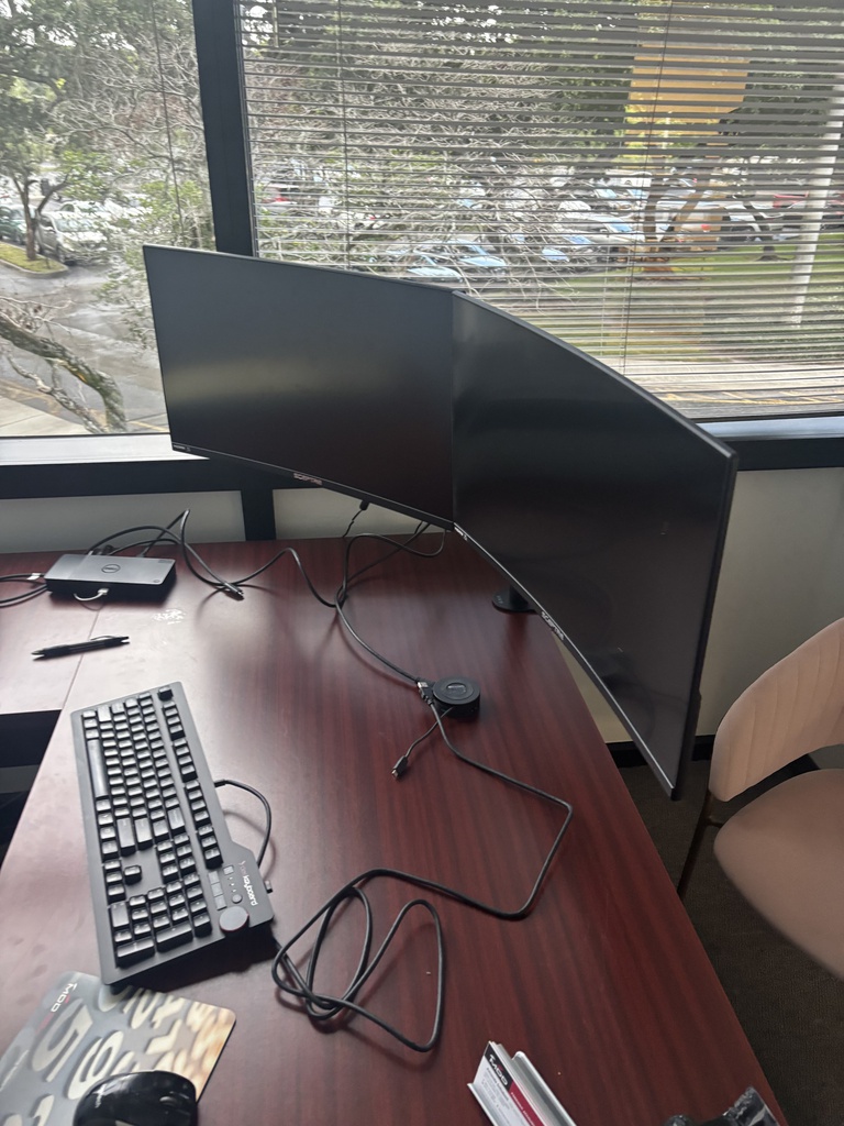 Monitors (single)