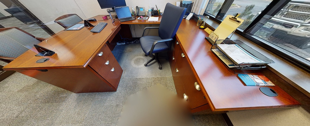 U-shaped desk