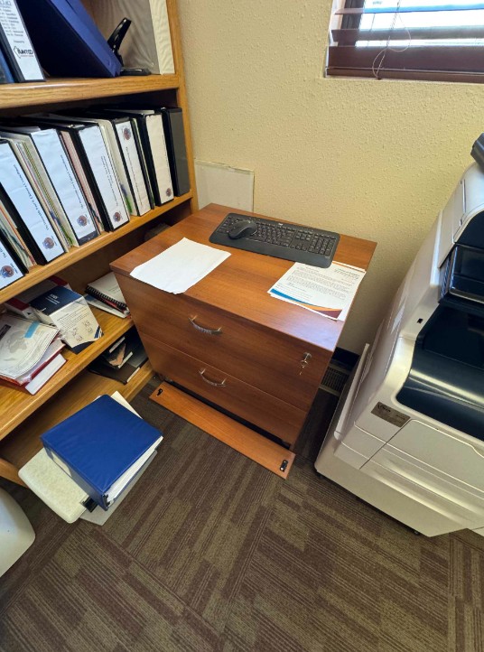 2 drawer file cab.