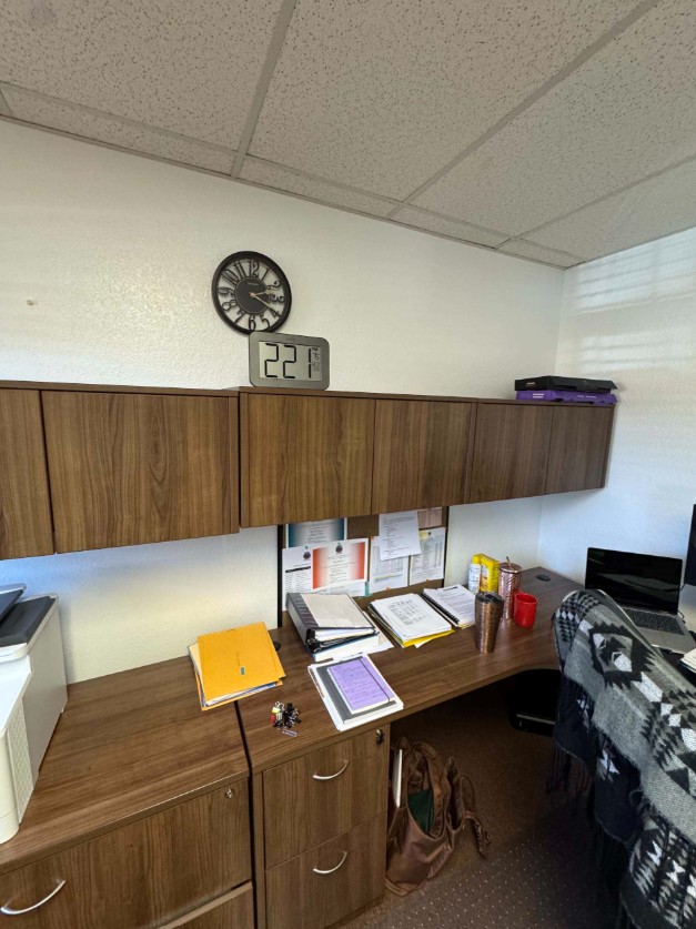 overhead cabinet