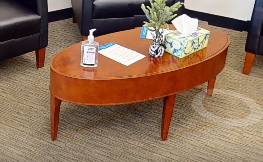 Oval coffee table