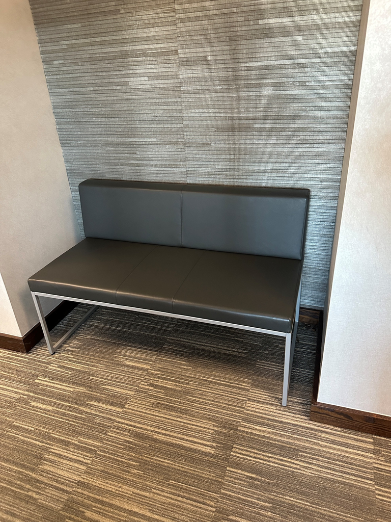 Banquet seating cushion