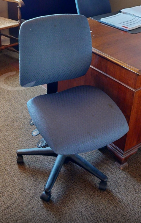 Blue task chair no arms