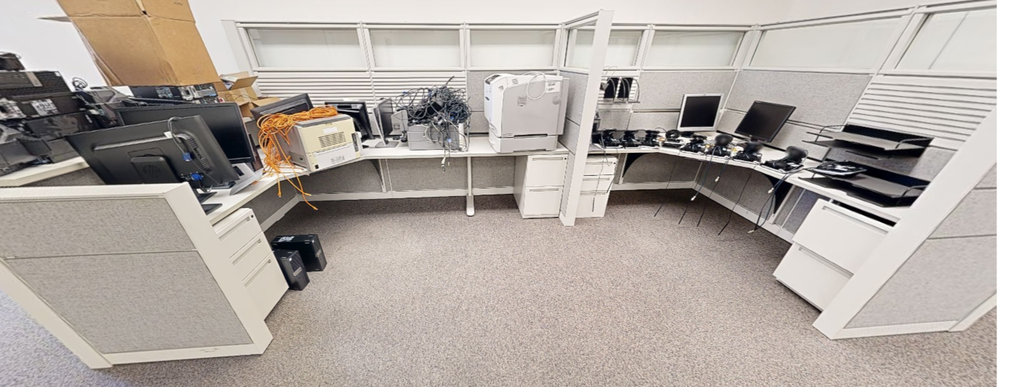 L-shaped mid workstation w/2 file cabinets