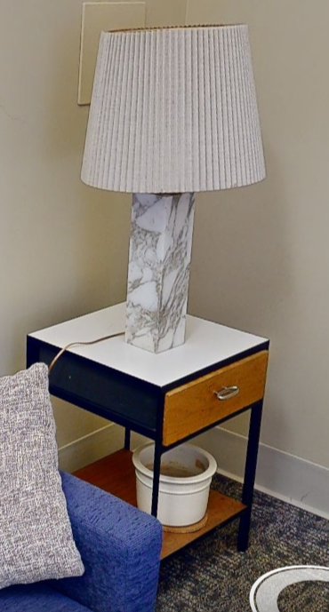 2 shelf side table